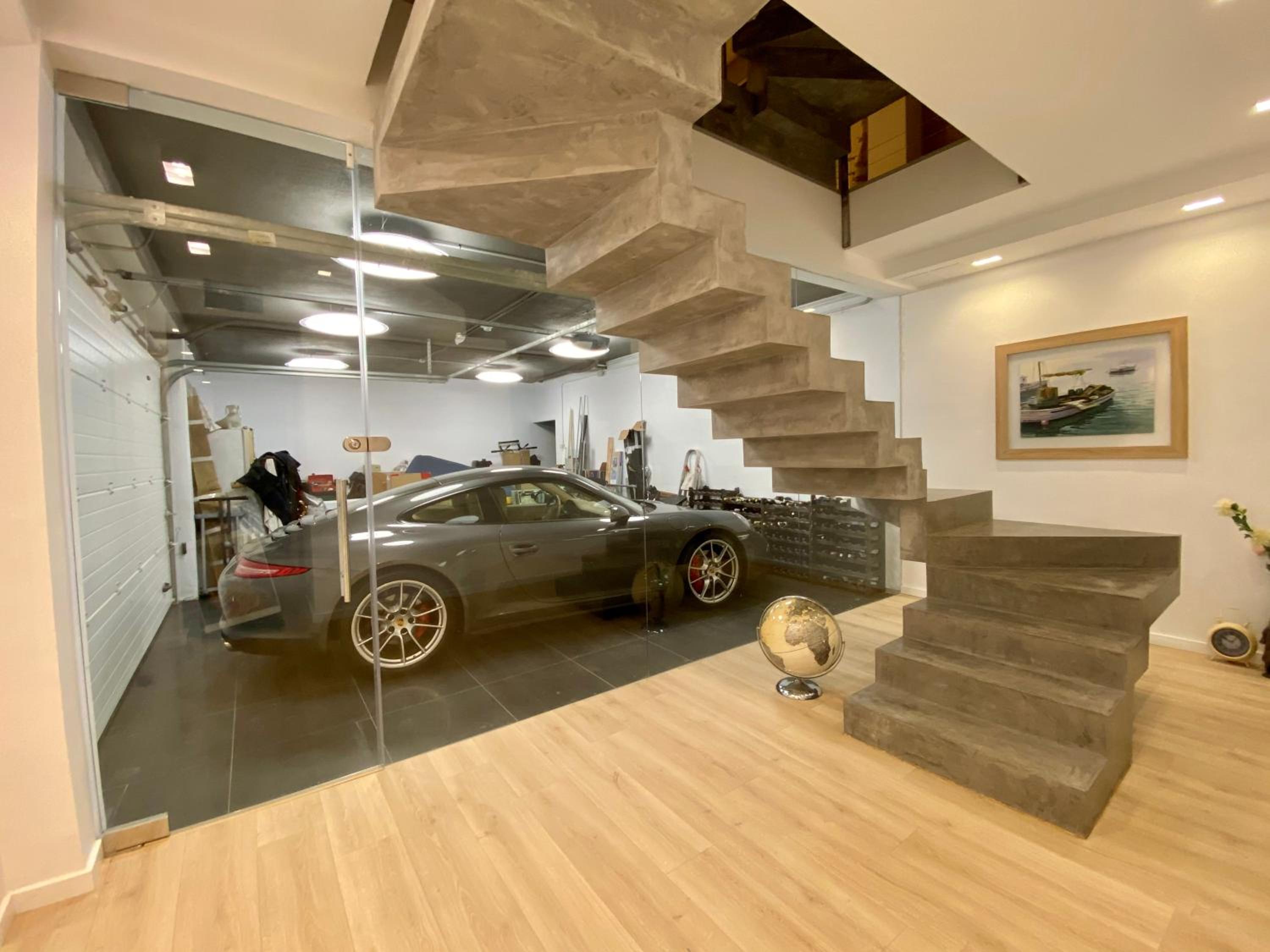 Front beach Villa in Marbella with Amazing Sea Views Semidetached