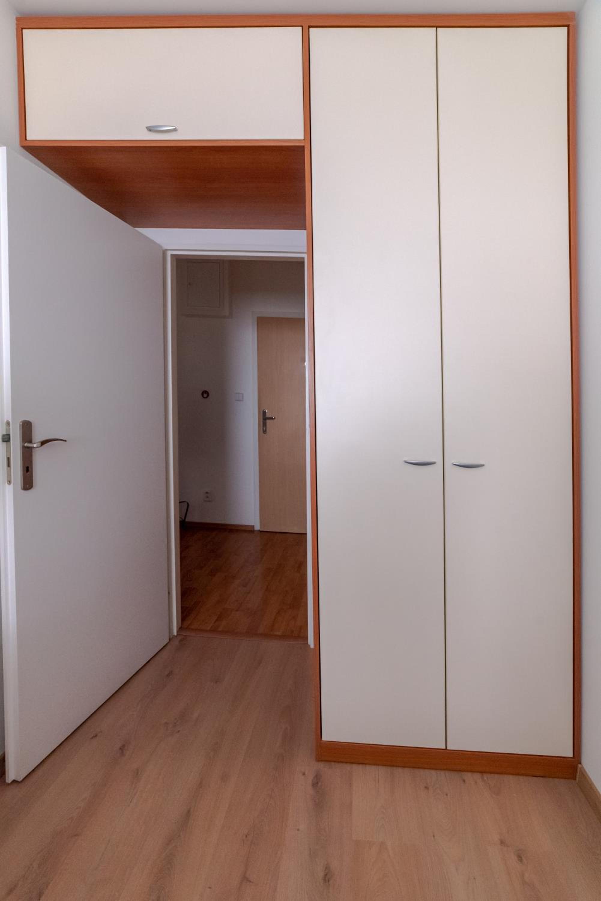 Strawberry Apartment