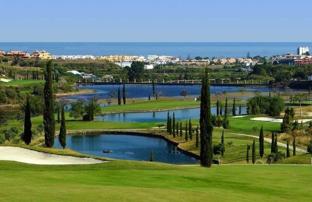 Front beach Villa in Marbella with Amazing Sea Views Semidetached