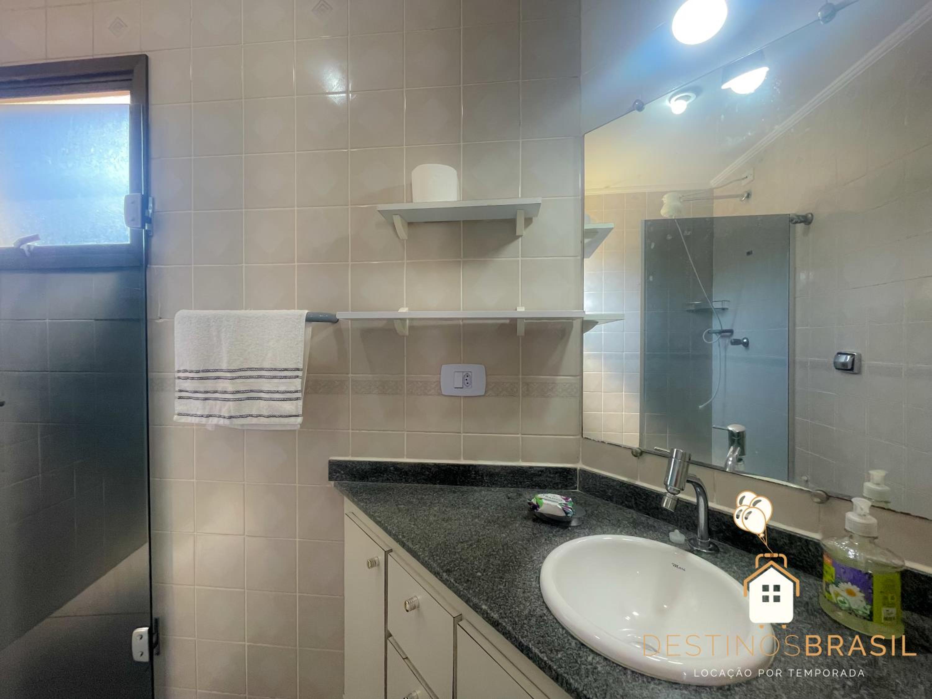 Apto 70m² Guarujá 4 min Praia Moderno e Acolhedor