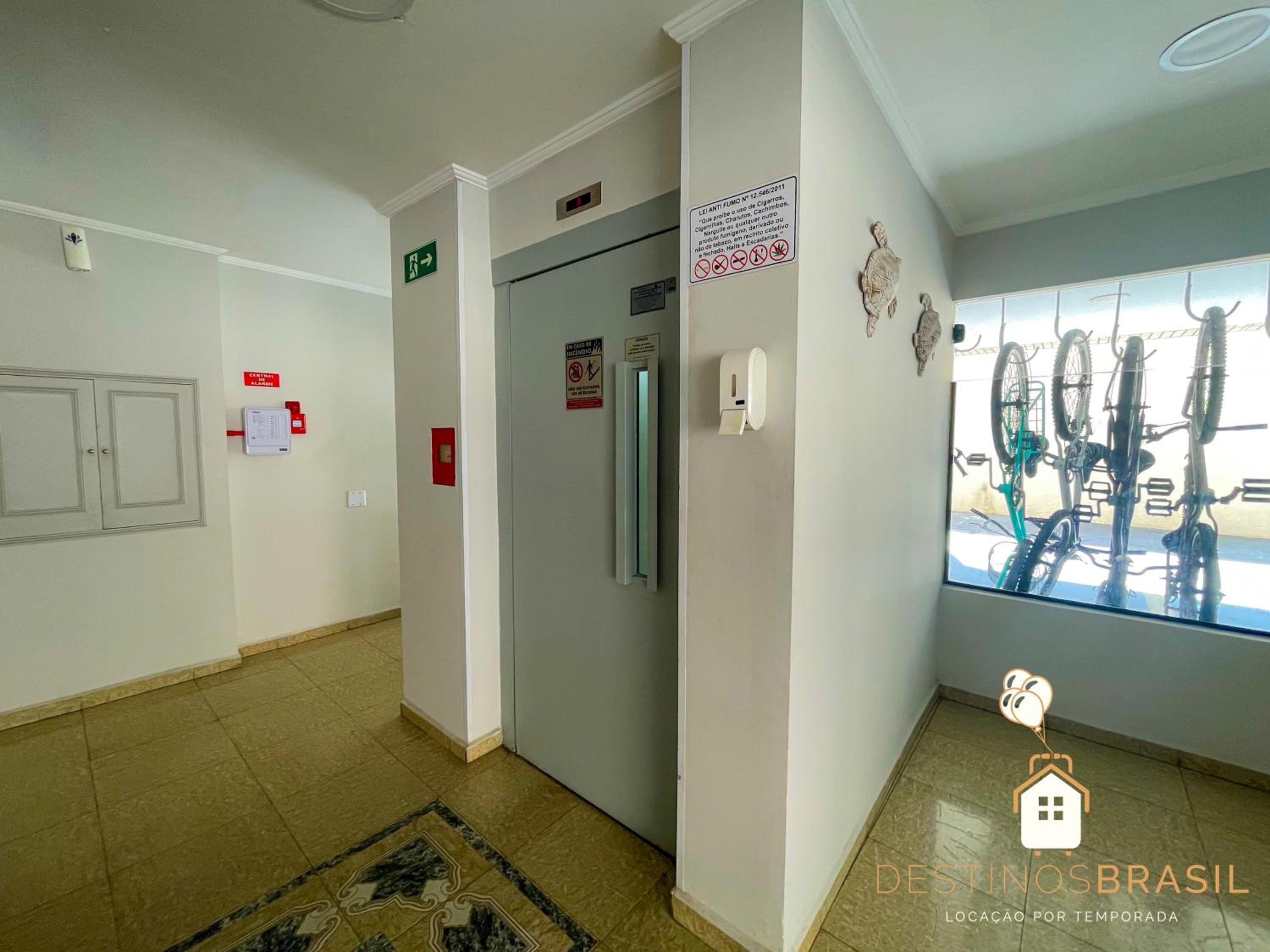 Apto 70m² Guarujá 4 min Praia Moderno e Acolhedor