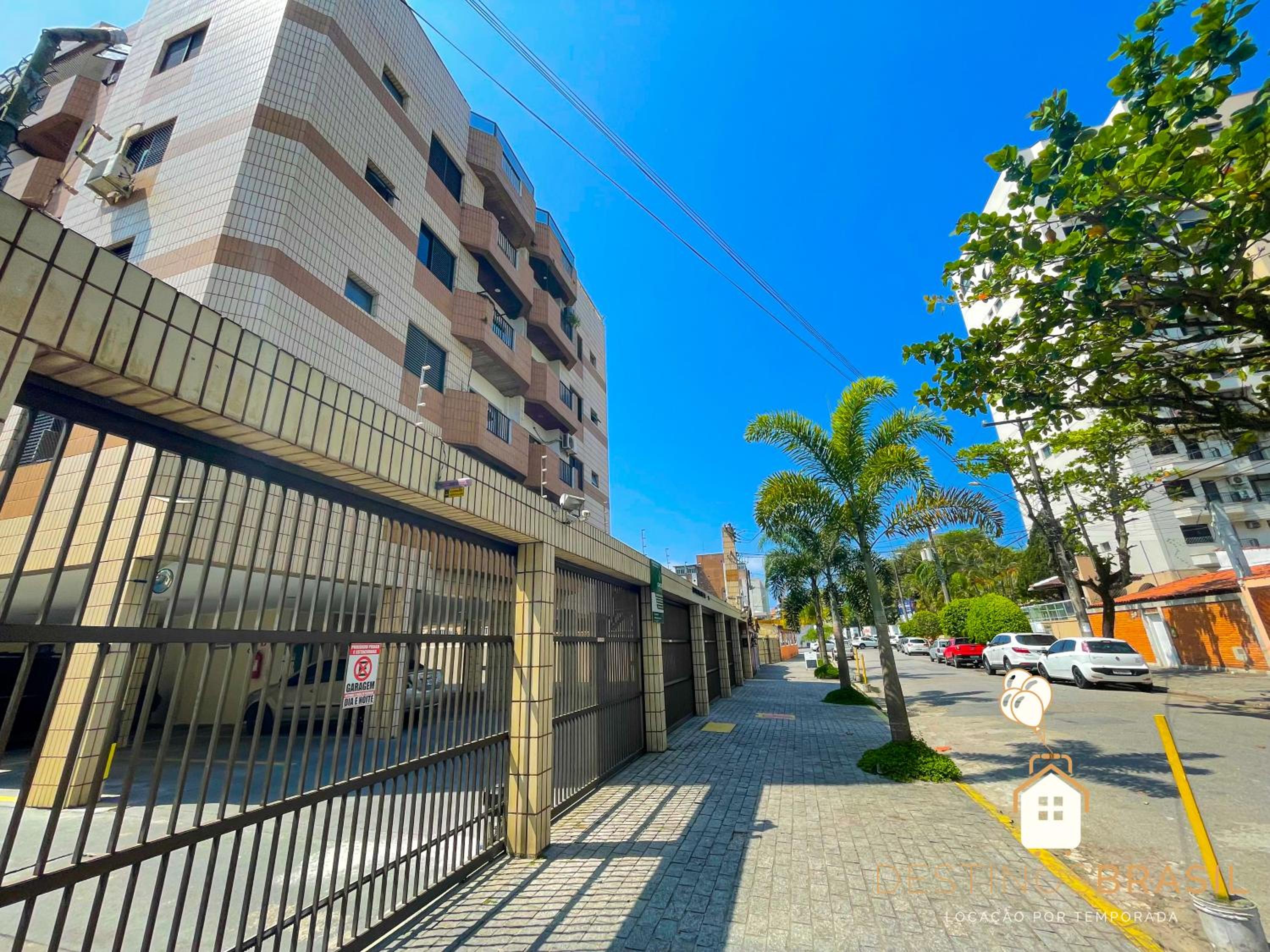 Apto 70m² Guarujá 4 min Praia Moderno e Acolhedor