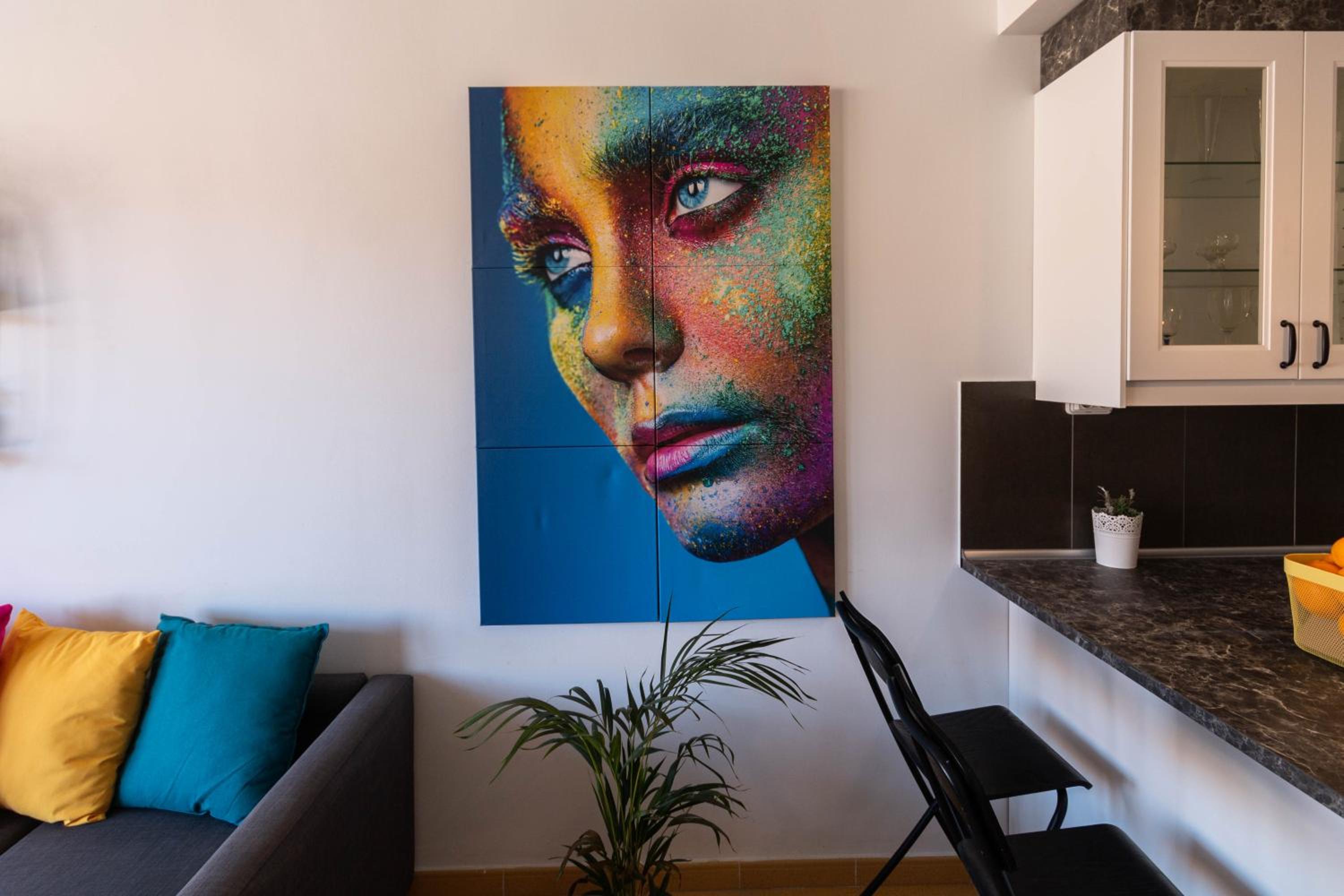 Mira Sunshine Suite
