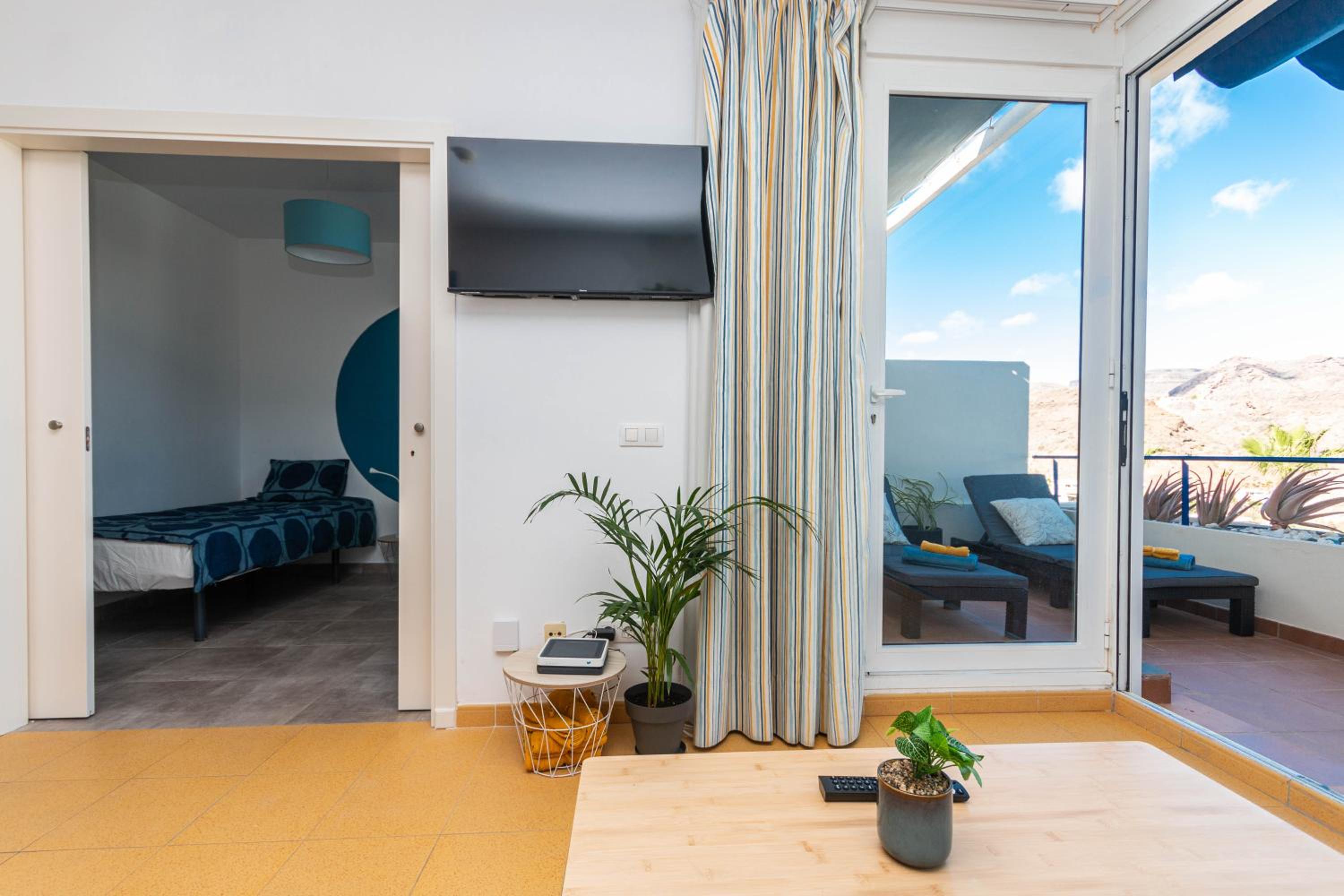 Mira Sunshine Suite