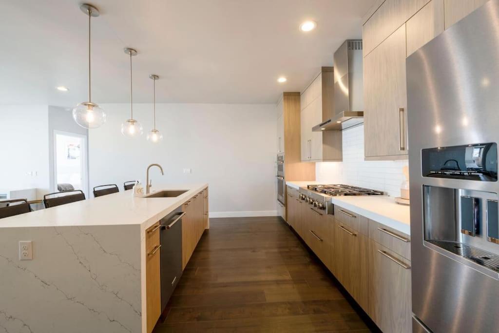 Klaim Towhome view 5