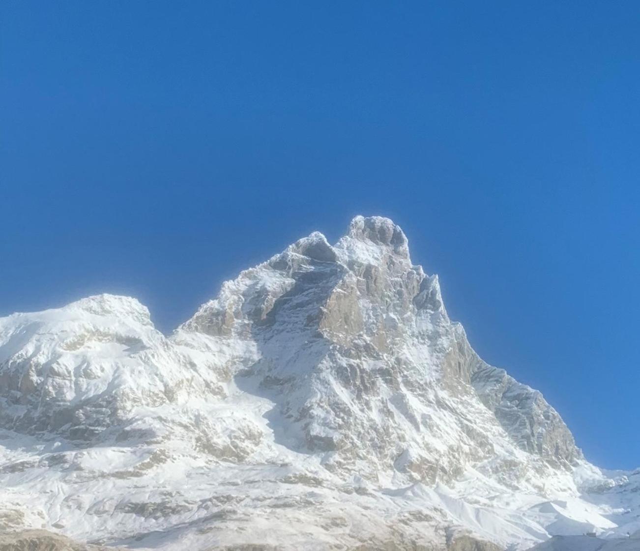Cervinia 12 view 4