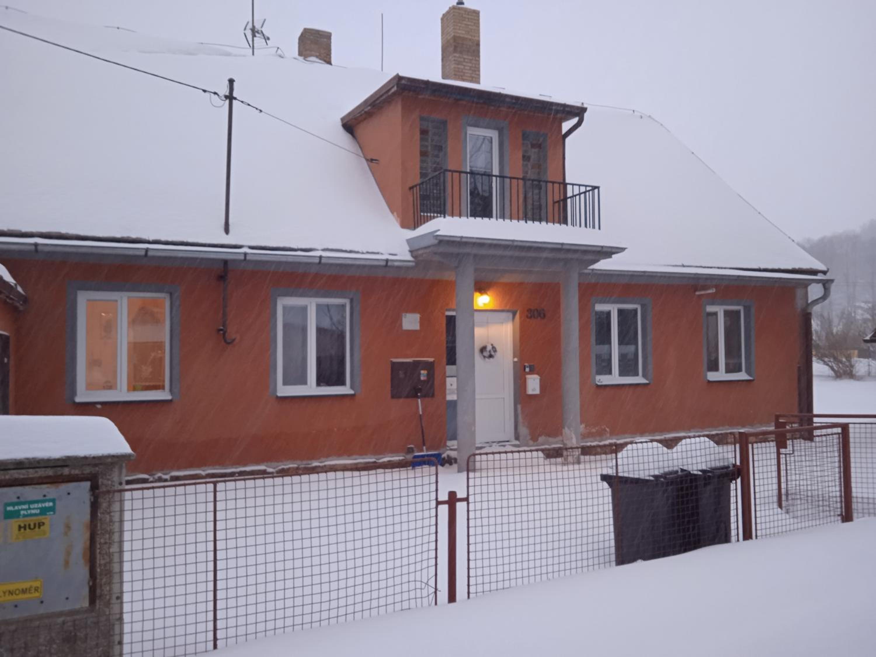 Chata Elča view 3