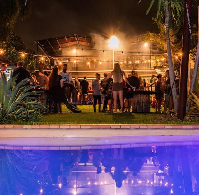 Gladstone Backpackers