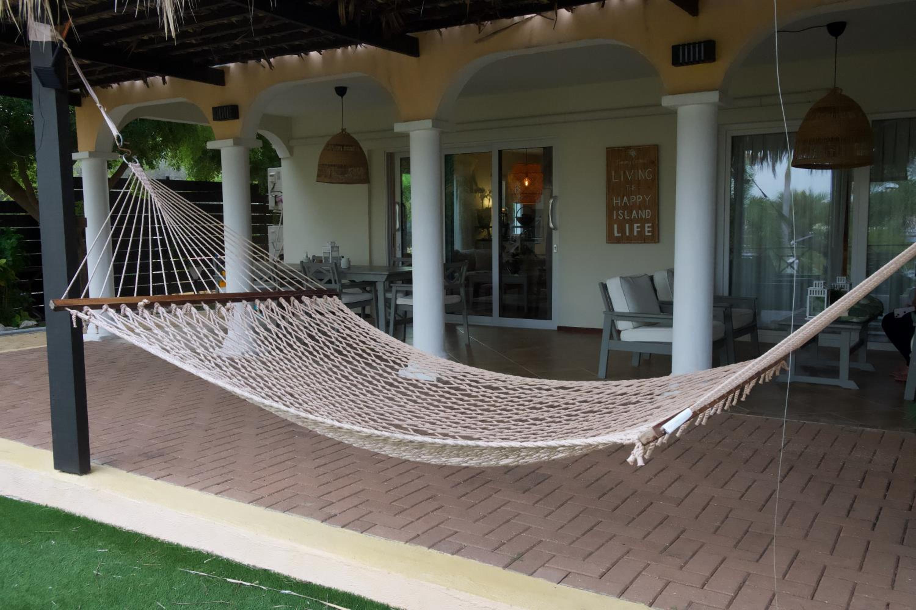 Luxury appt for 6: mesmerizing Spanish water view
