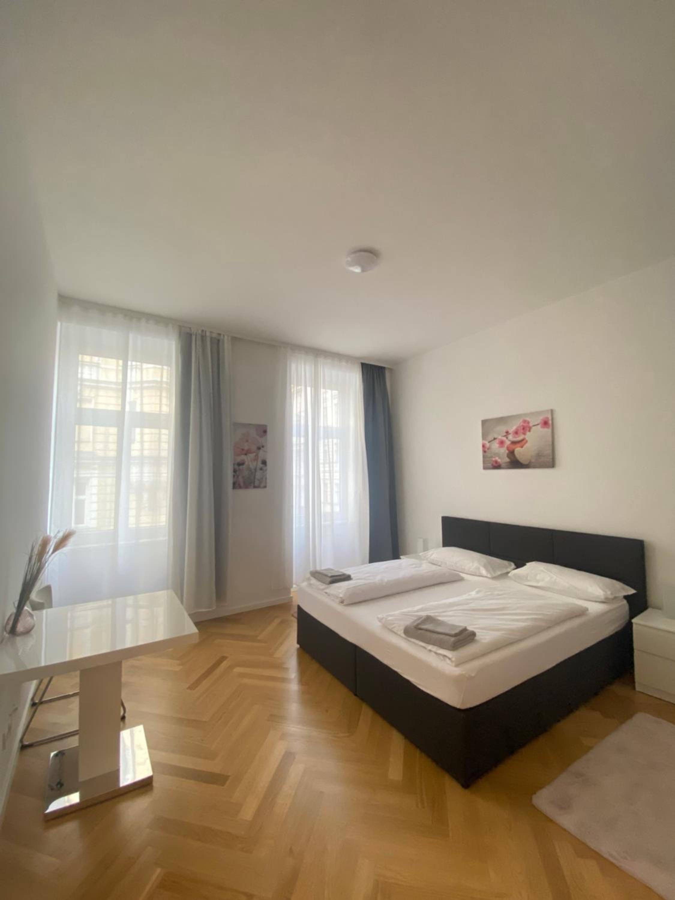 Home Sweet Home - Vienna Central