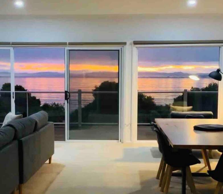 Beachfront House - Hot Tub, Ocean Views, Private Beach Pathway
