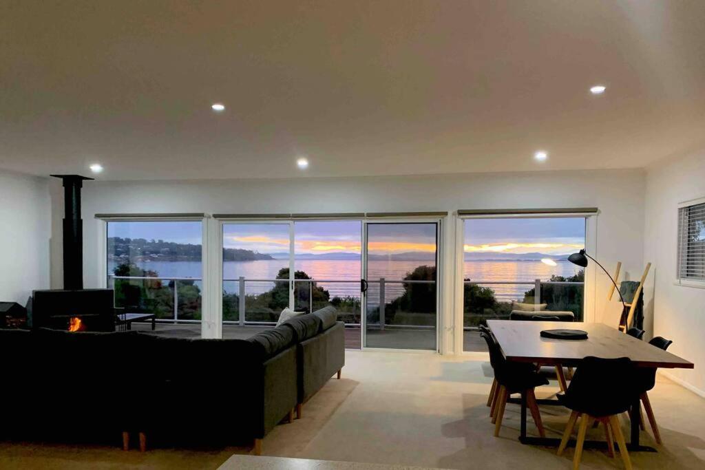 Beachfront House - Hot Tub, Ocean Views, Private Beach Pathway