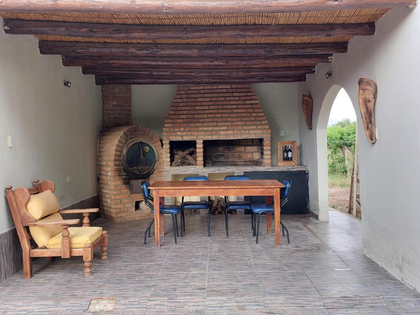 BODEGA Y ALOJAMIENTO DON VEGA