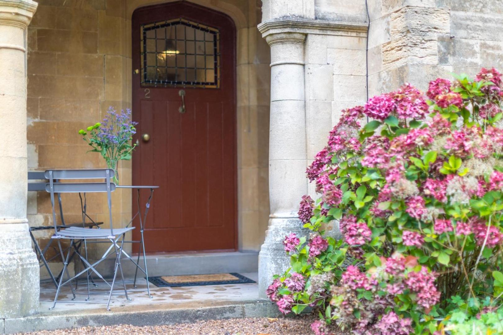 2 The Winnings - Stunning Cottage on a Country Estate