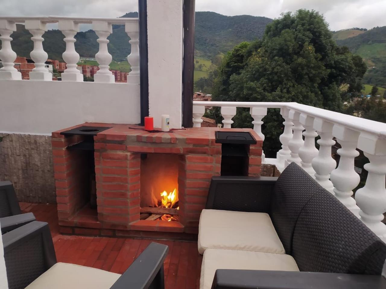 El Balcón De Las Montañas