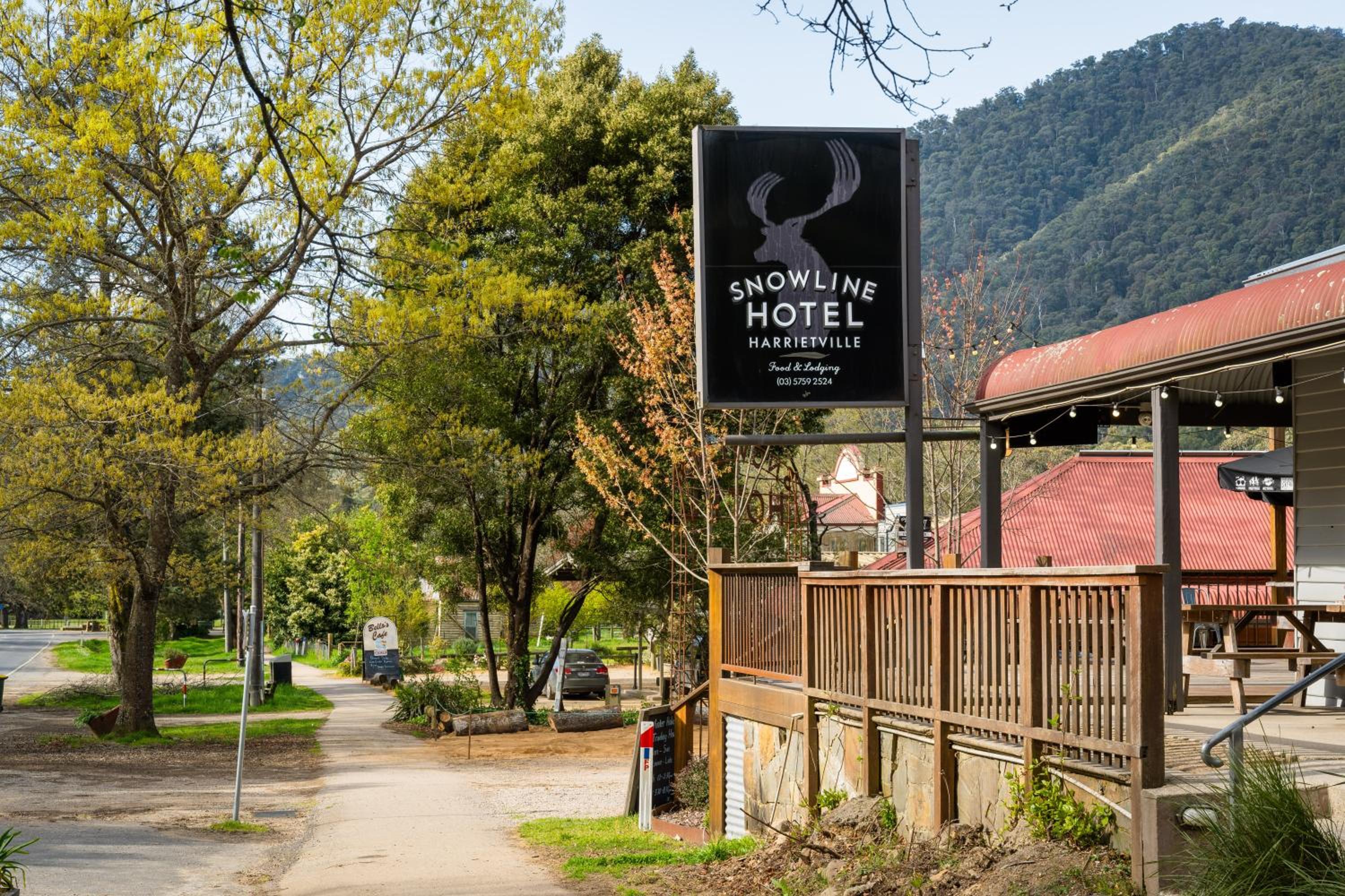 Hotel The Harrietville Snowline Hotel - Image 1