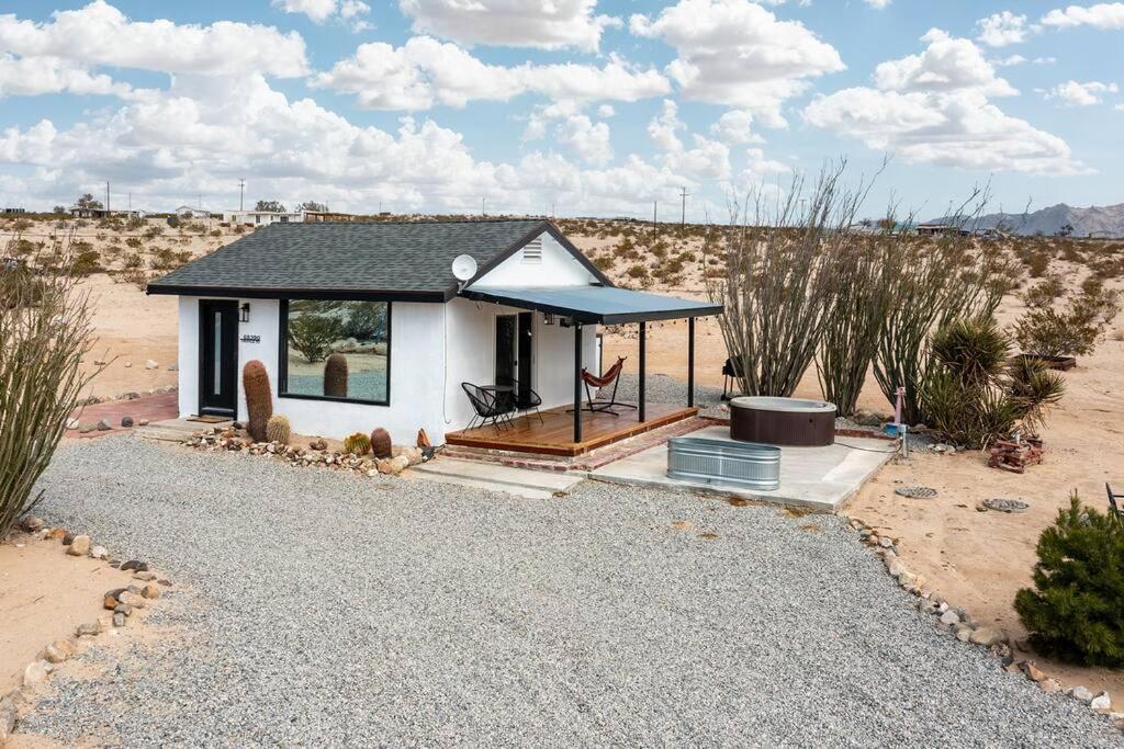 2 Acres Tiny Home Cold Plunge Telescope HotTub Guitar view 2