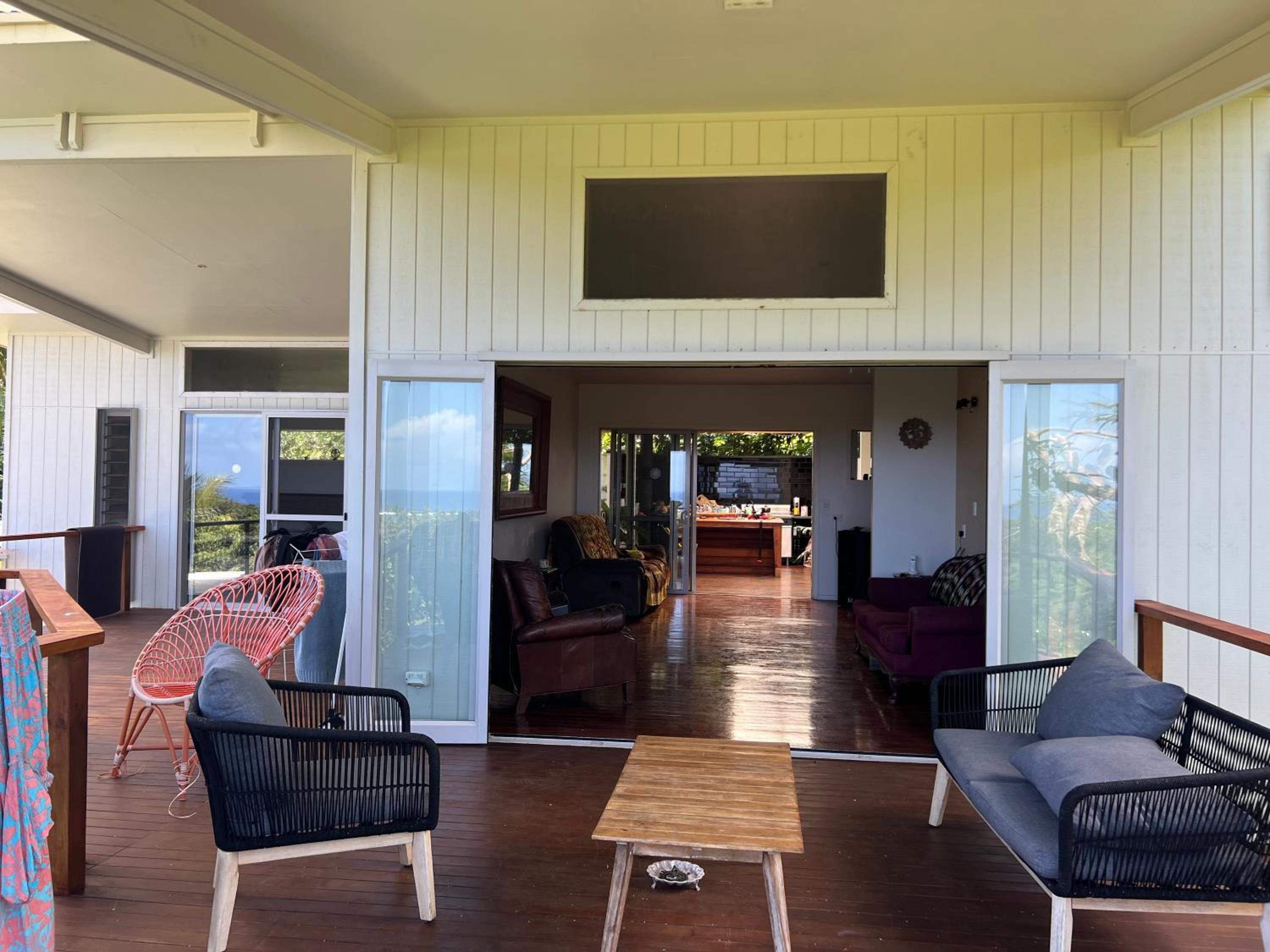 Avocado Retreat