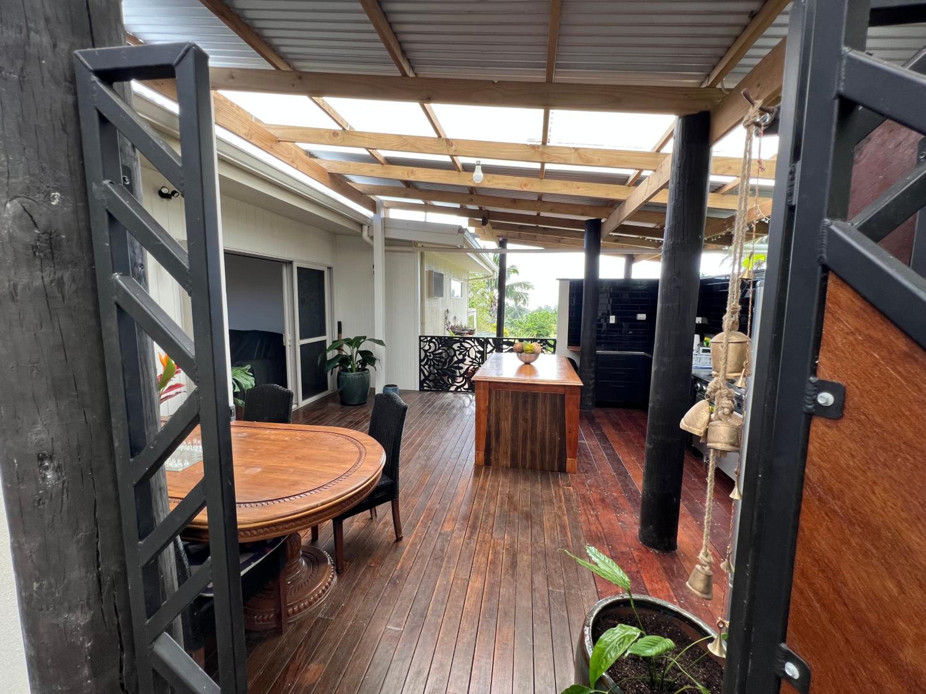 Avocado Retreat