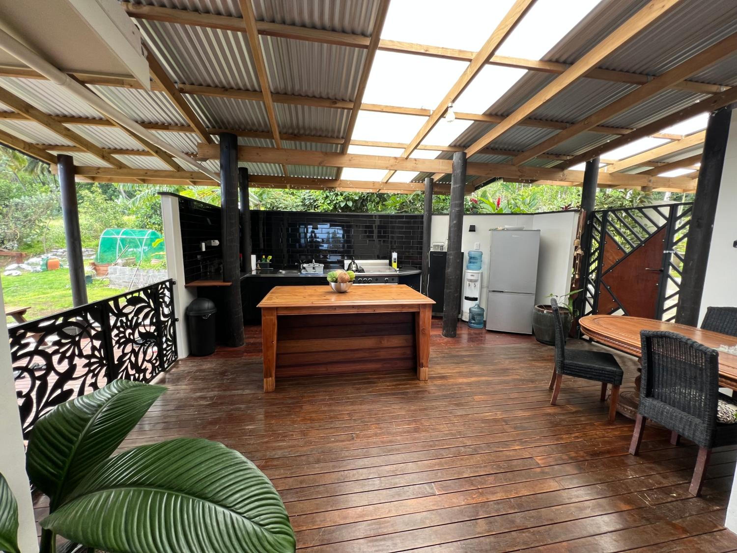 Avocado Retreat