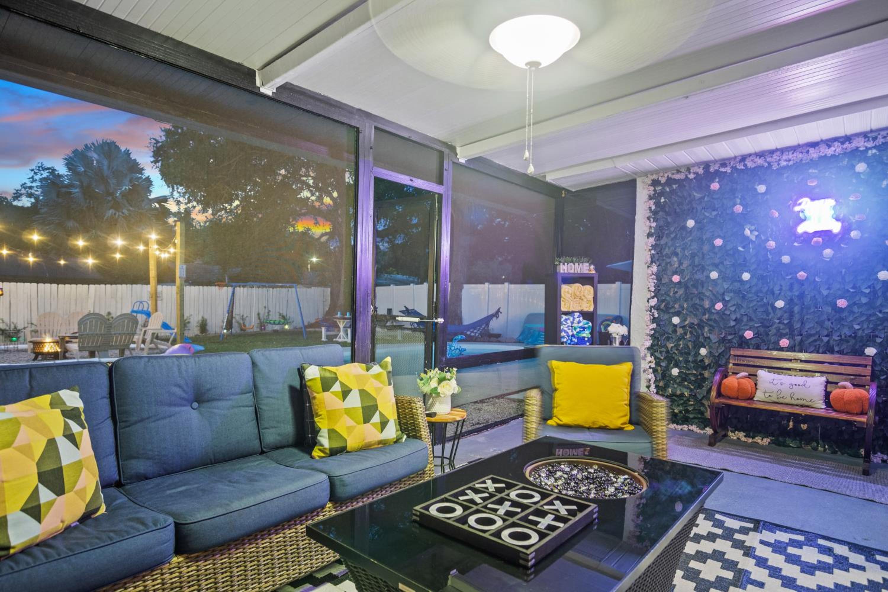 lounge