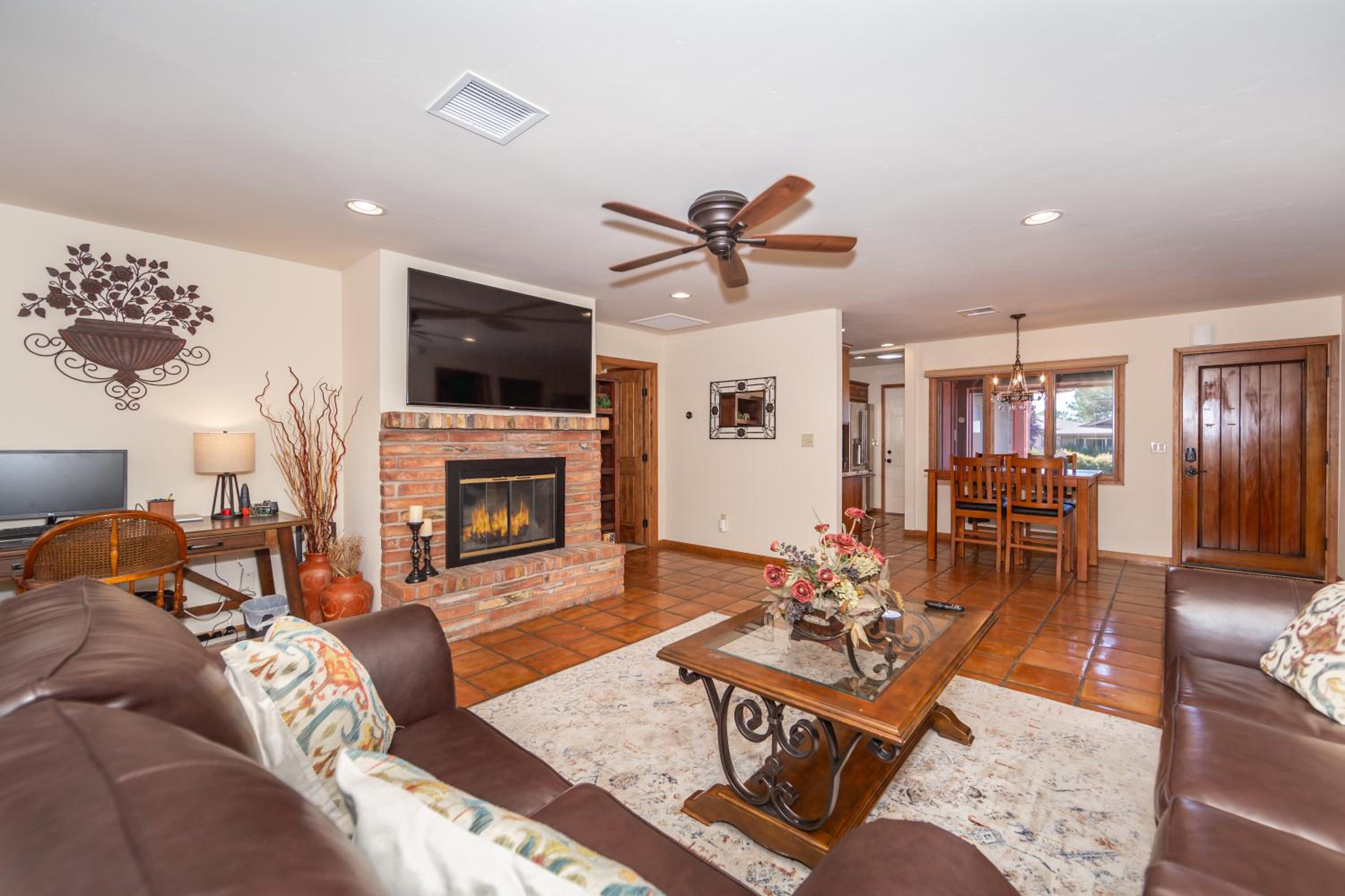 Spectacular House with 2 Master Suites in Sedona's High End Subdivision Living! view 5