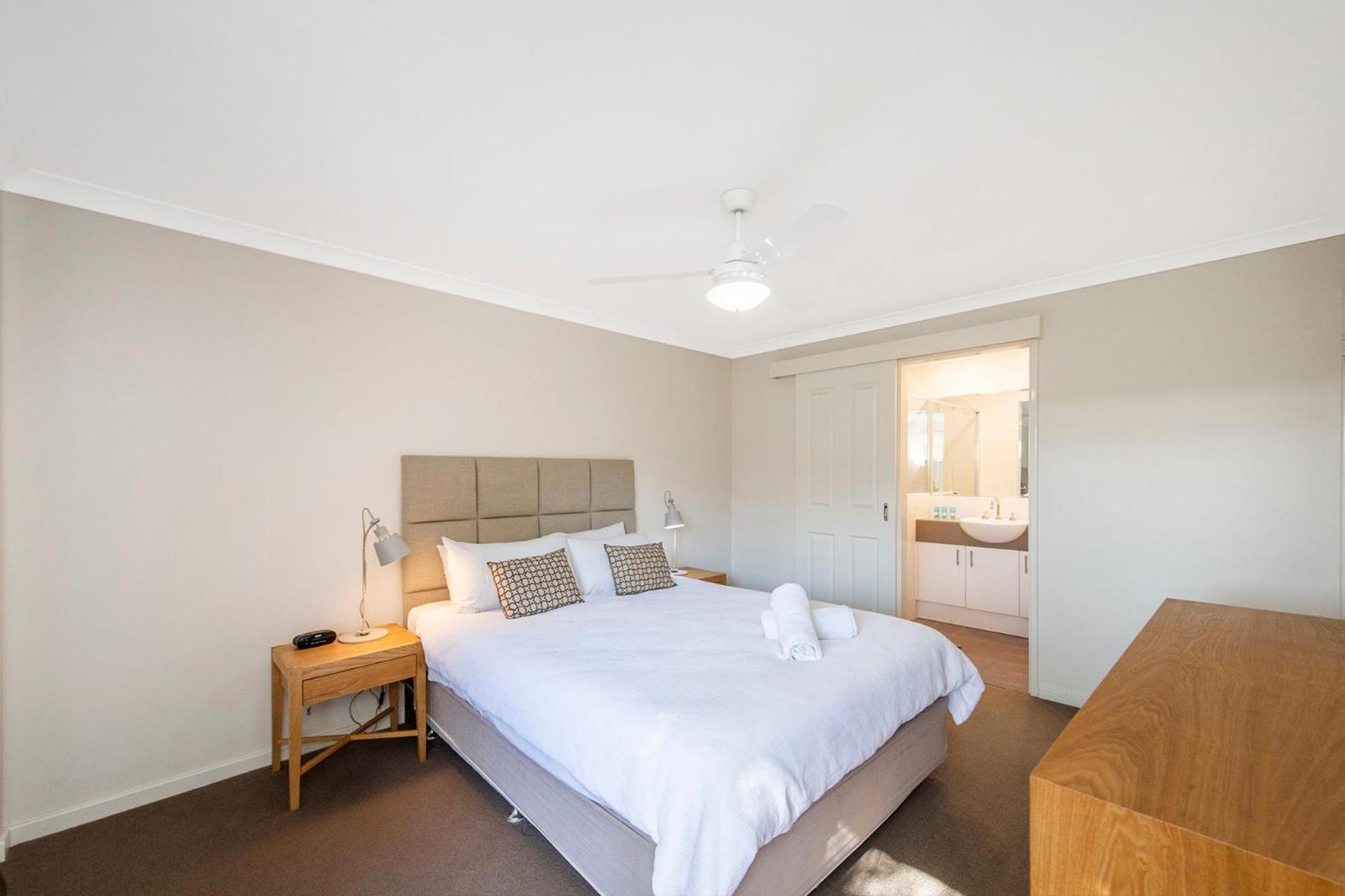 Escape to 67 at Cape View