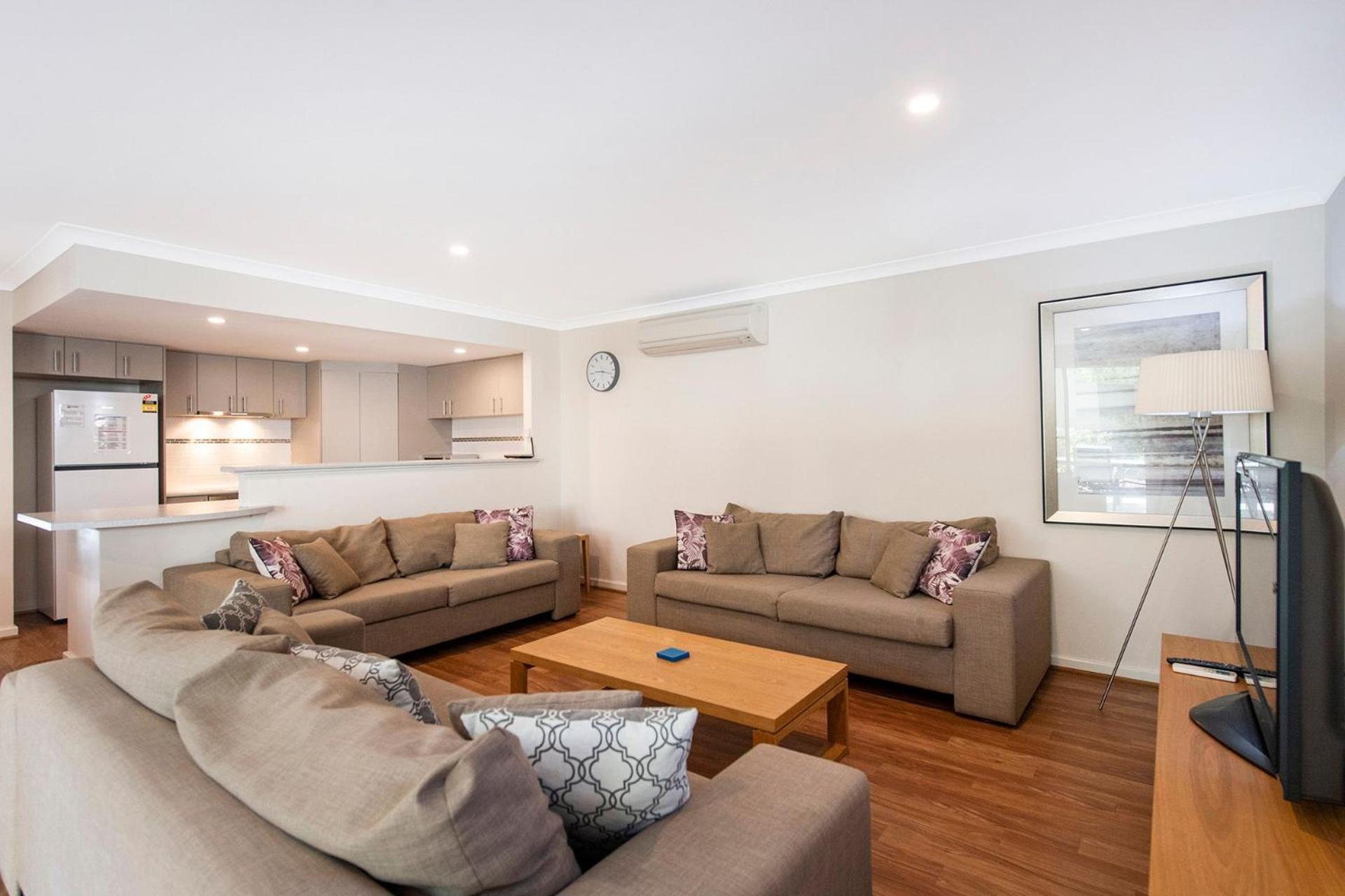 Escape to 67 at Cape View