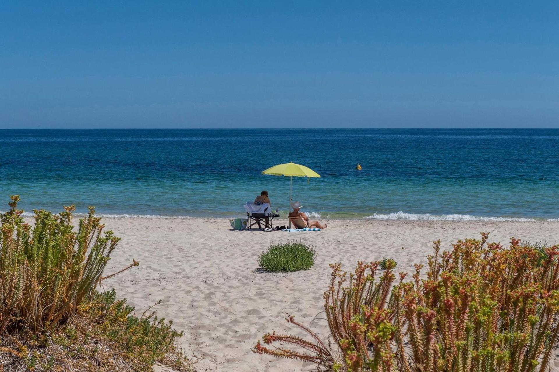 Escape to 67 at Cape View