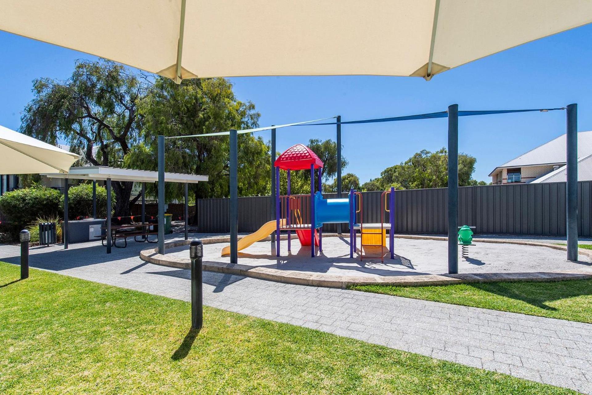 Escape to 67 at Cape View