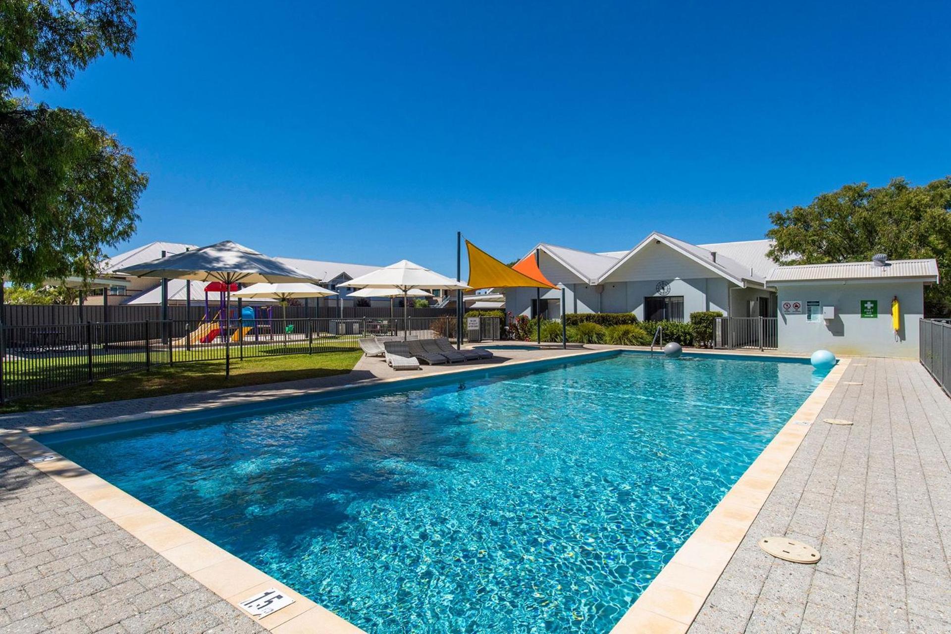 Escape to 67 at Cape View