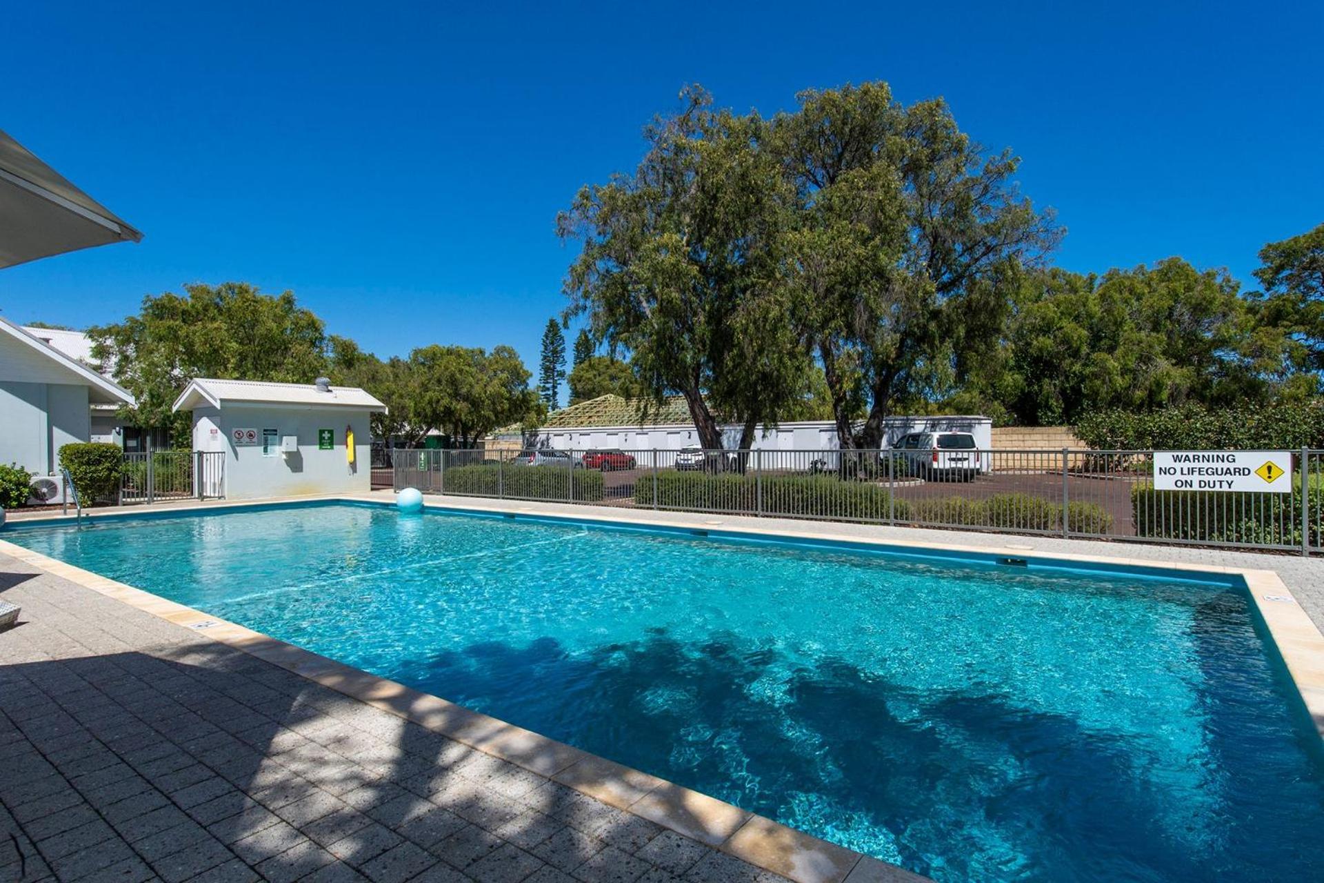 Escape to 67 at Cape View