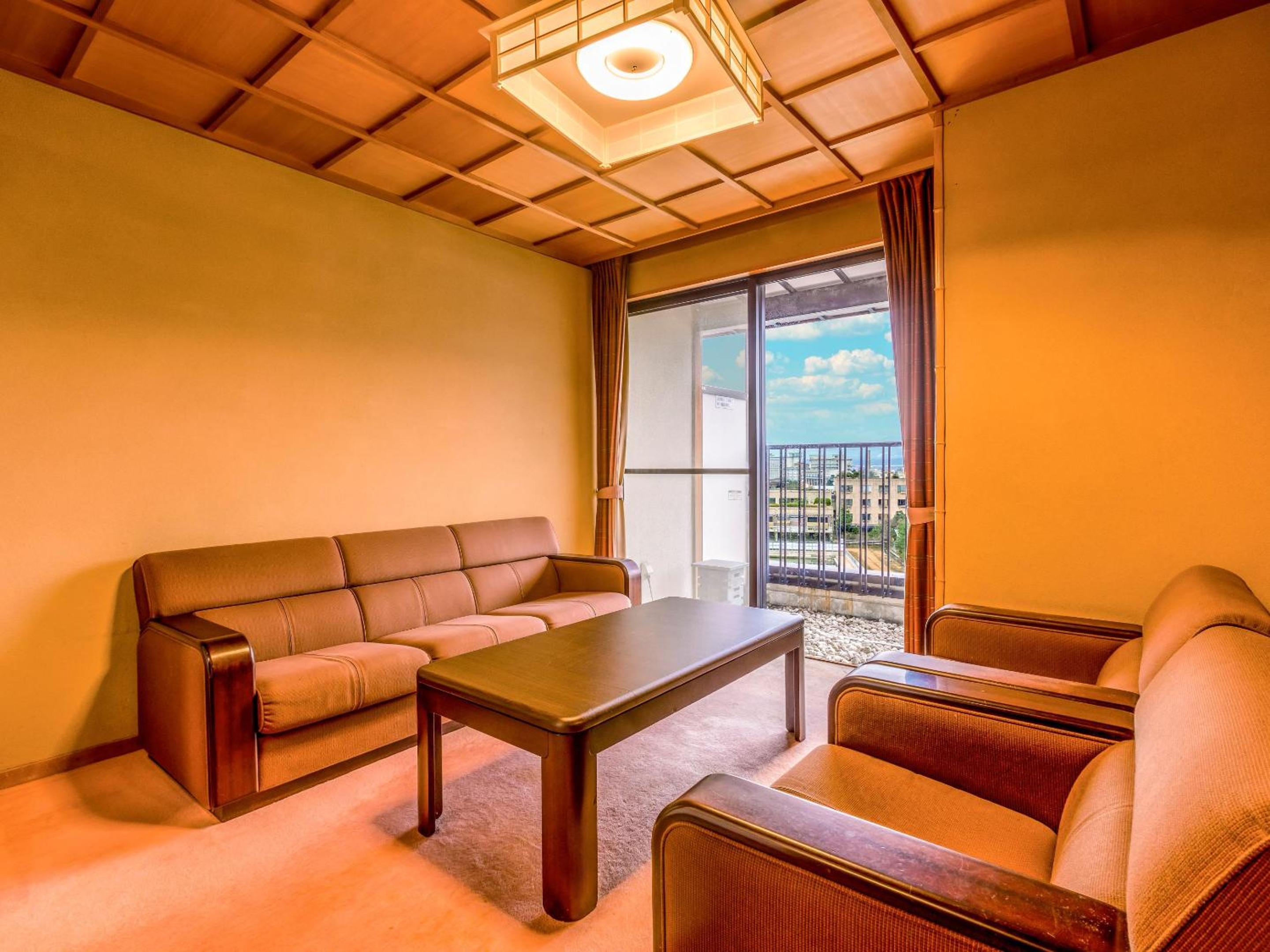 Ooedo Onsen Monogatari Premium Kaga Maruya