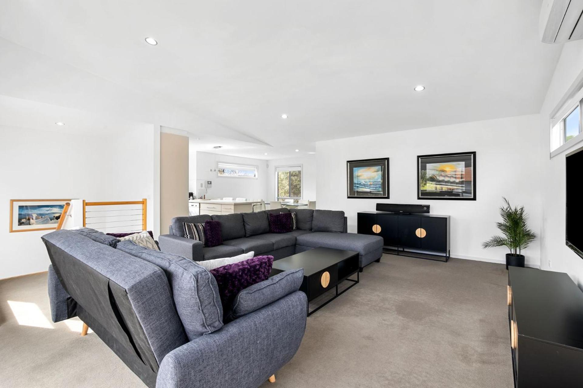 Anderson Central Torquay Townhouse