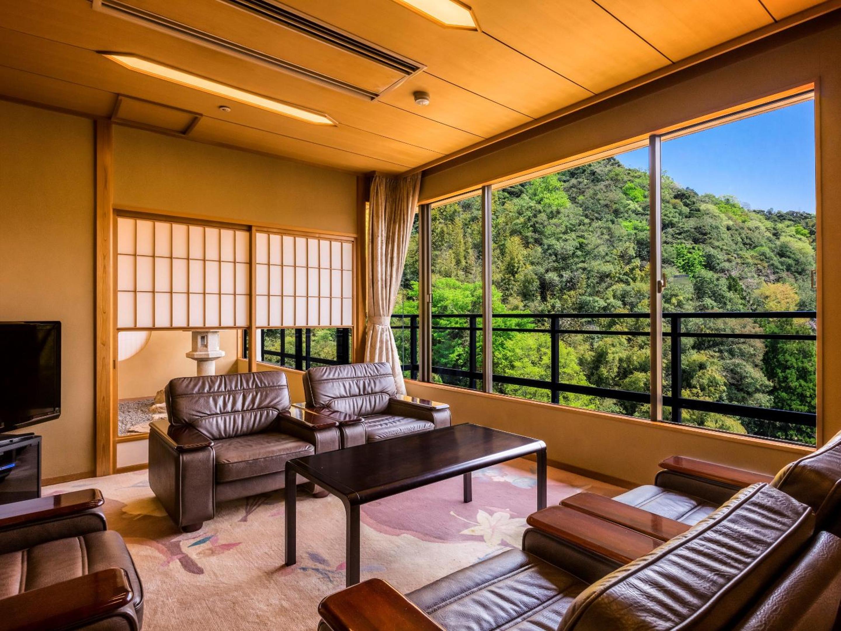 Ooedo Onsen Monogatari Premium Saiki Bekkan