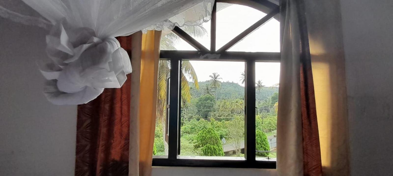 Unawatuna White Villa view 4