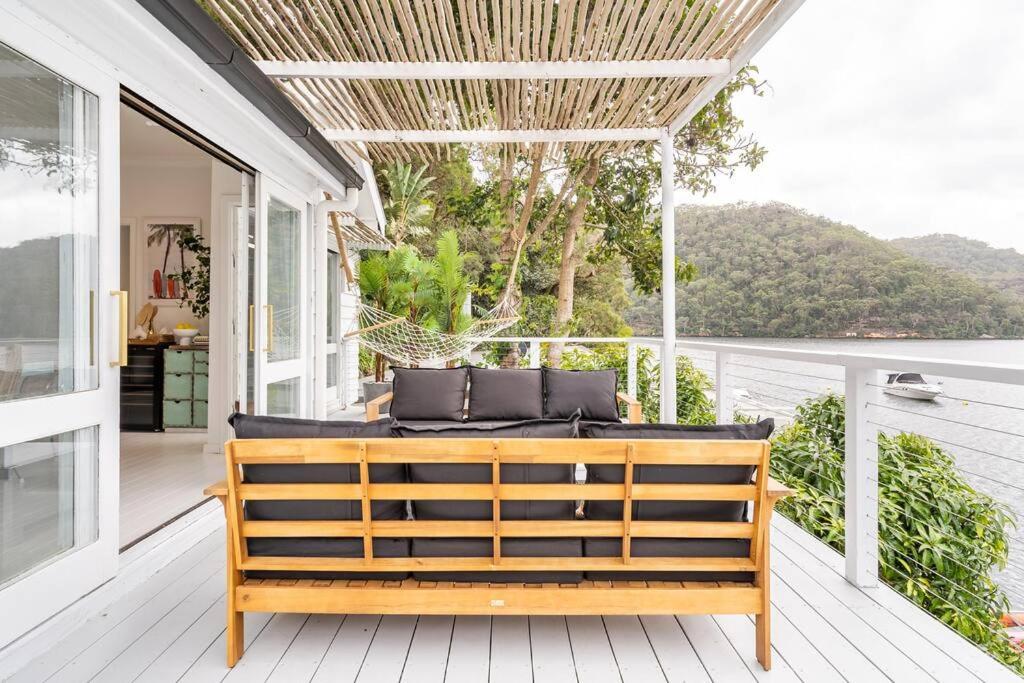 rivescape holiday home at Berowra Waters