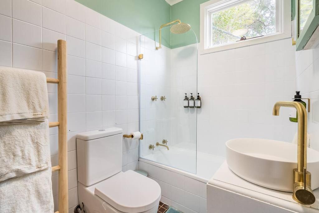 rivescape holiday home at Berowra Waters