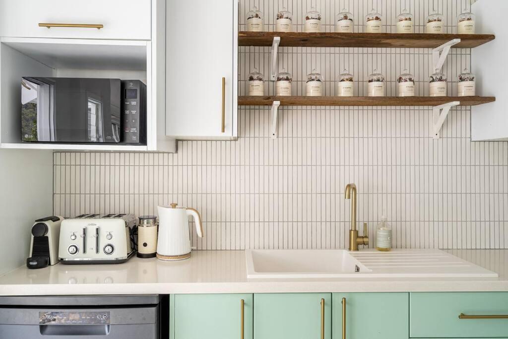 rivescape holiday home at Berowra Waters