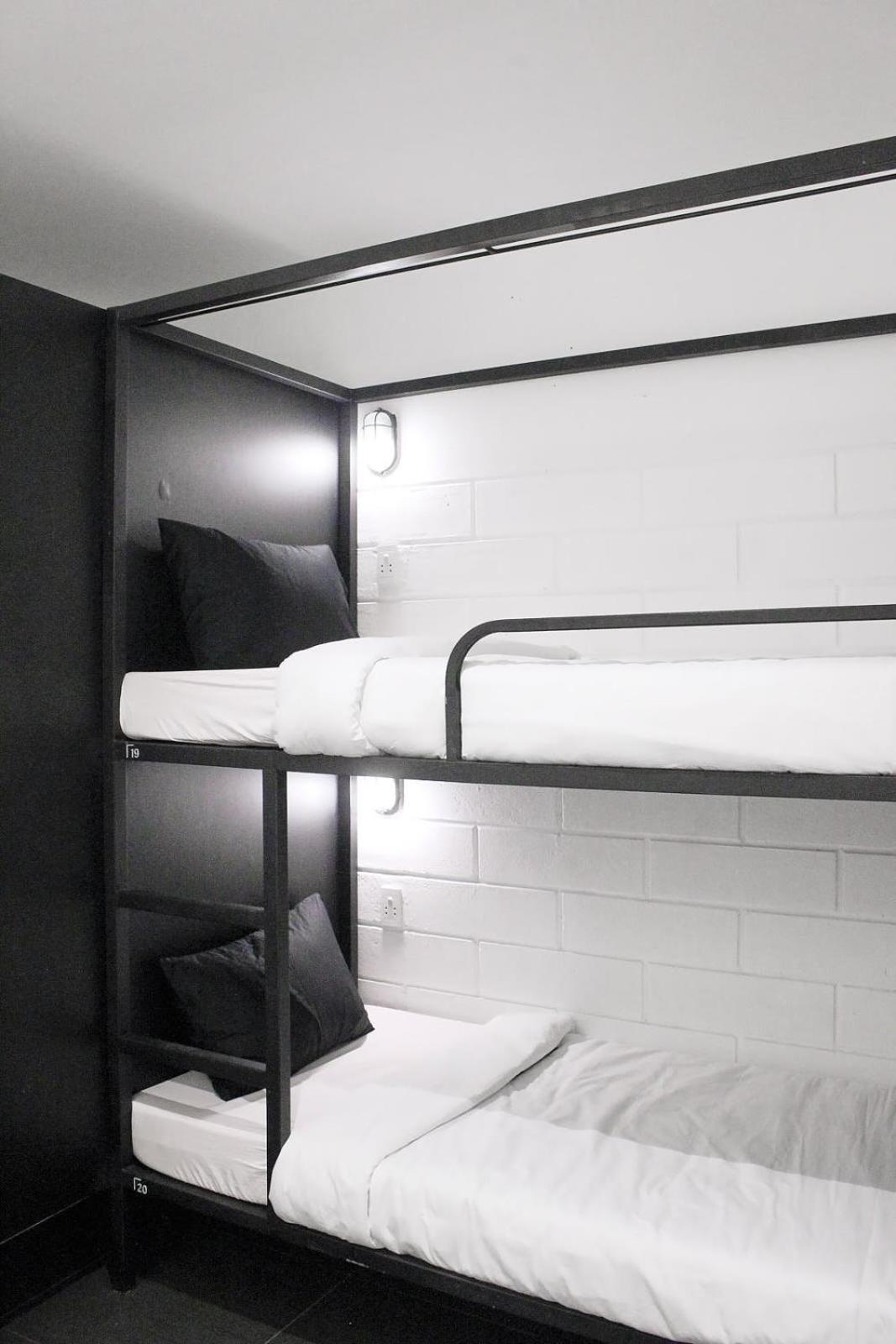GOO SaiGon DORM- 50B Bui Thi Xuan Q1- by BAY LUXURY
