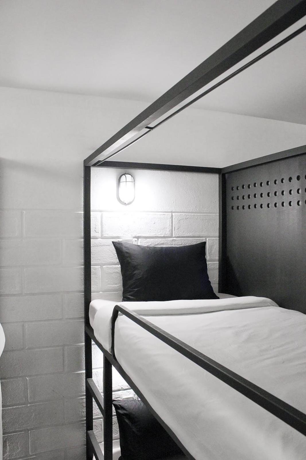 GOO SaiGon DORM- 50B Bui Thi Xuan Q1- by BAY LUXURY