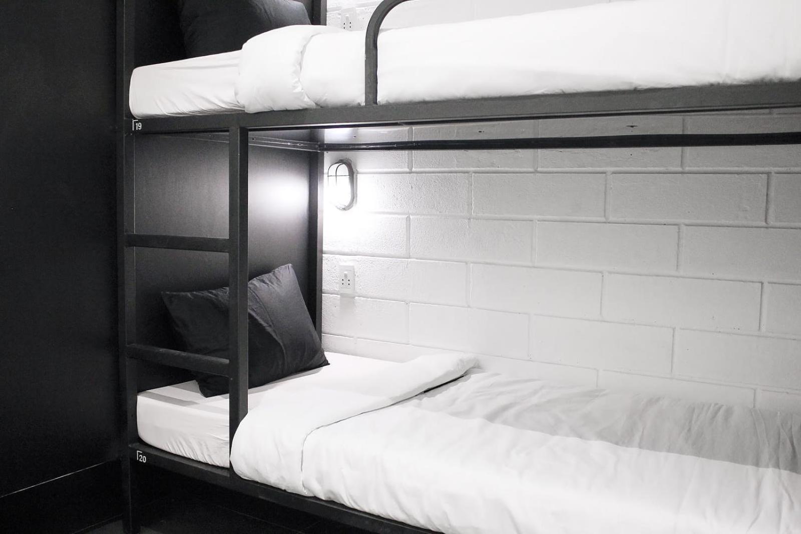GOO SaiGon DORM- 50B Bui Thi Xuan Q1- by BAY LUXURY