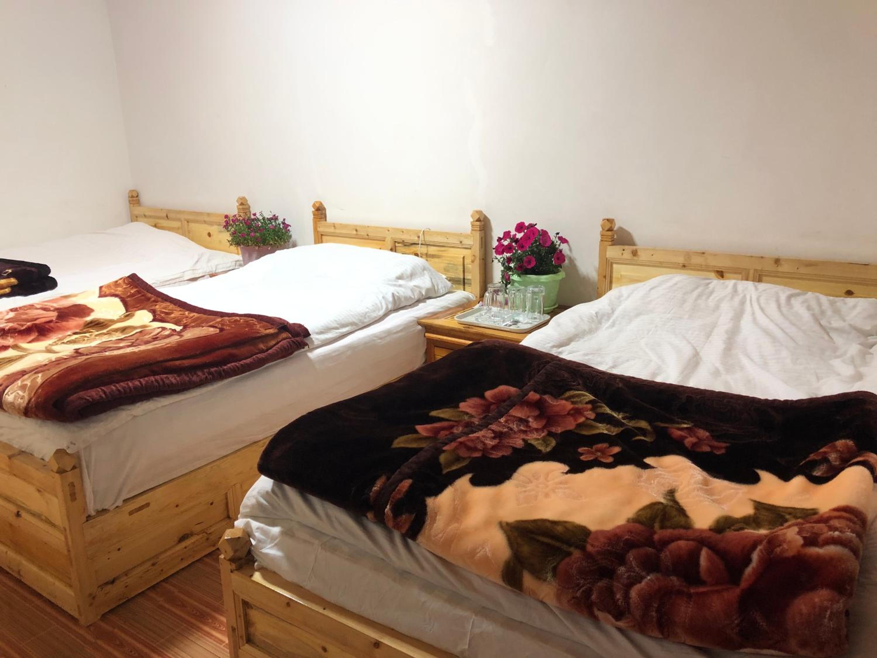 Zhuji Inn