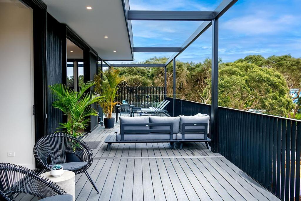 Rye Back Beach Pool House