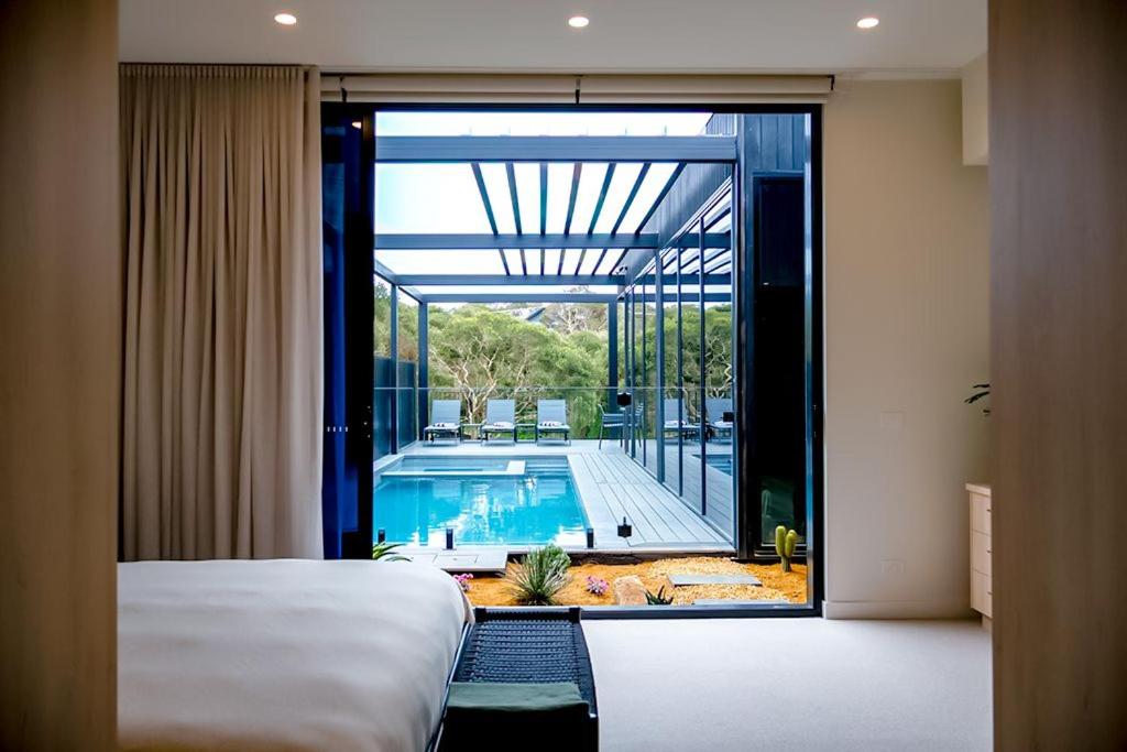 Rye Back Beach Pool House
