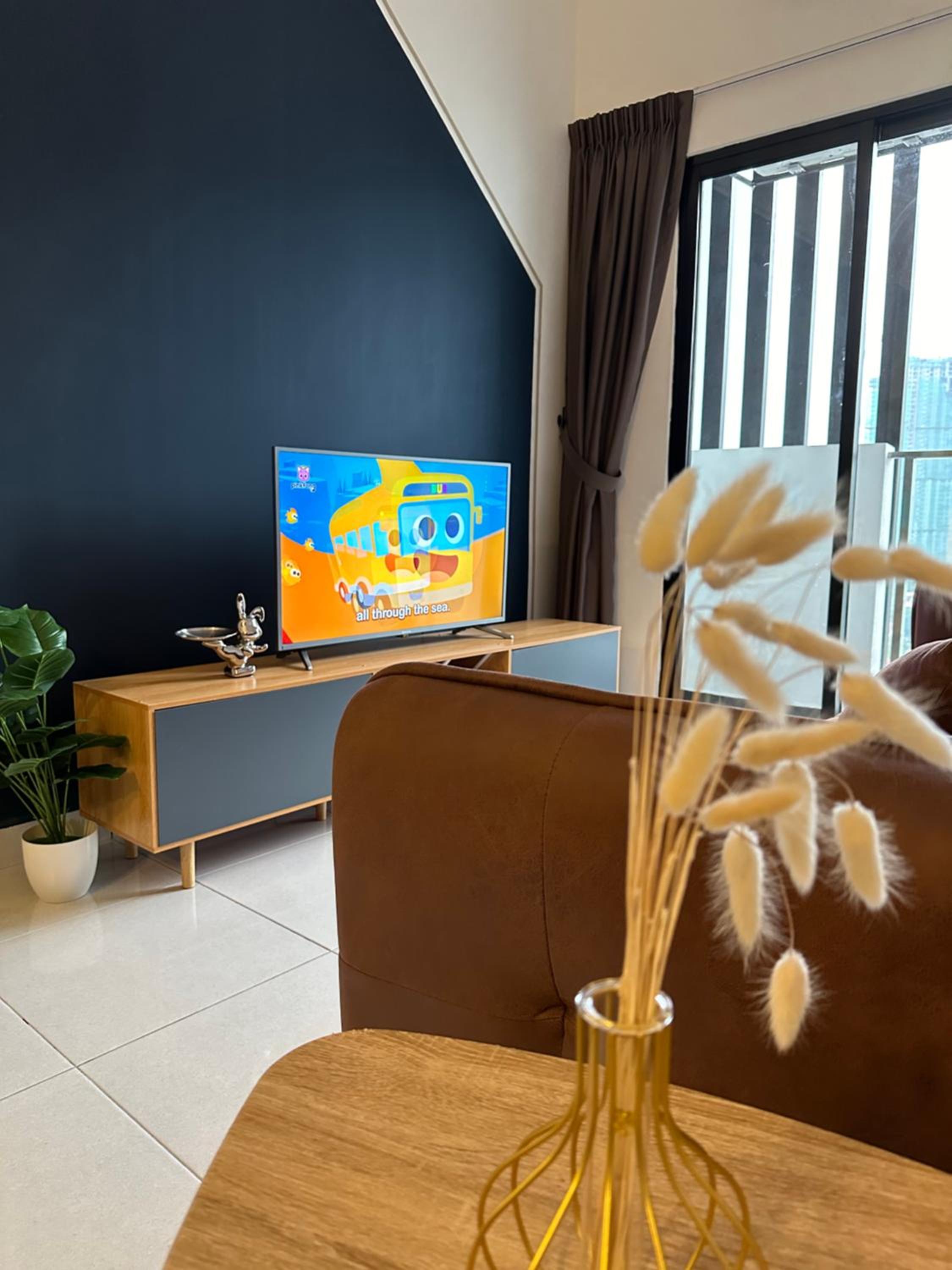 NEW Cozy Menjalara 5mins to DesaParkCity 2Rooms