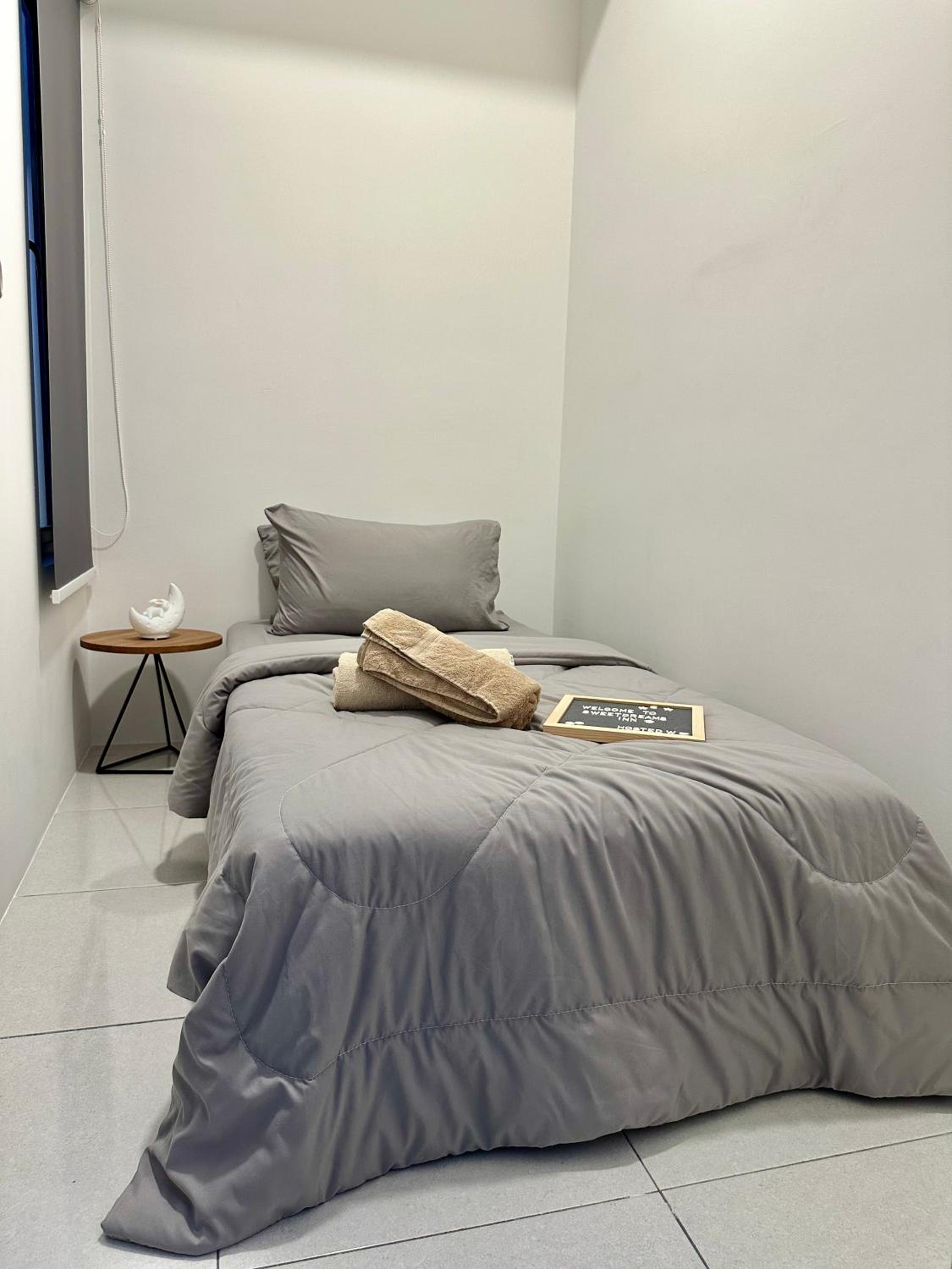 NEW Cozy Menjalara 5mins to DesaParkCity 2Rooms