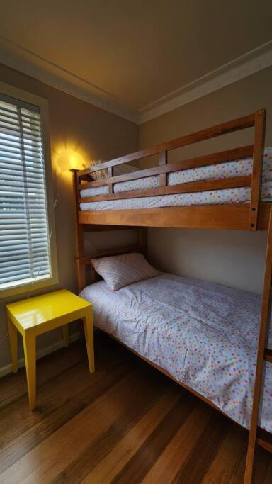 Two Pines, whole home in Tullamarine near airport!