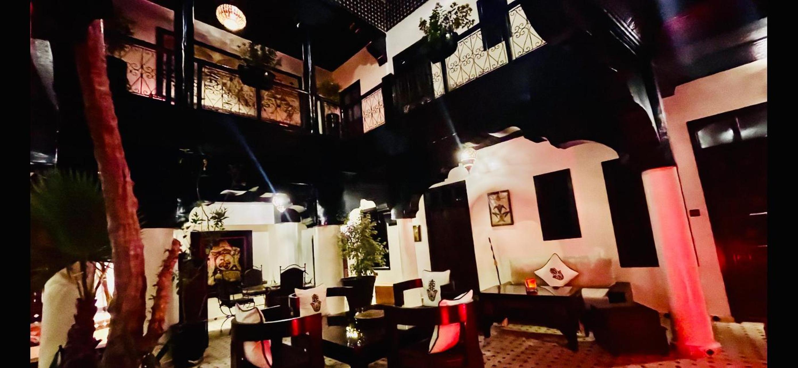 lounge