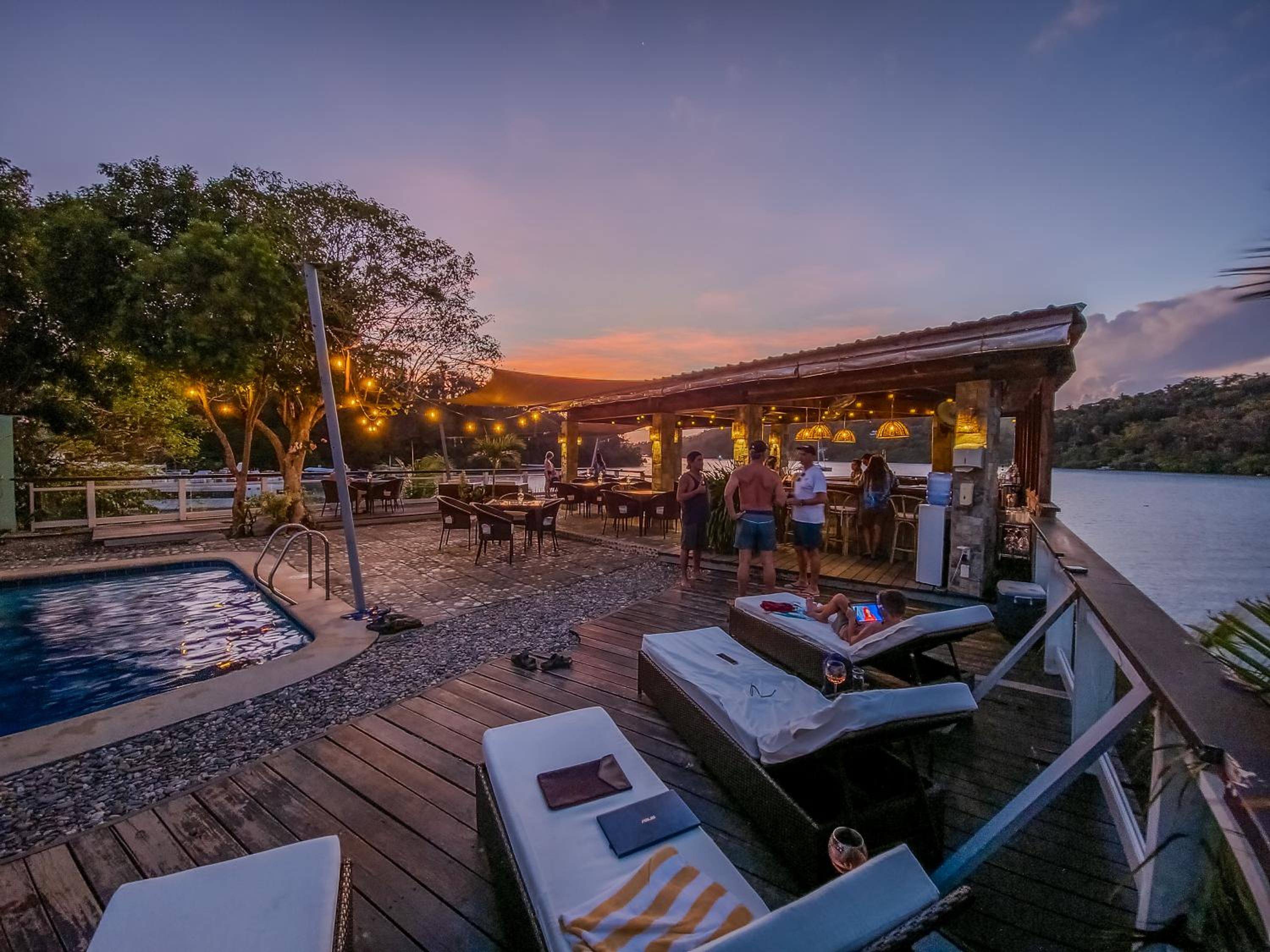 Edgewater Dive & Spa Resort